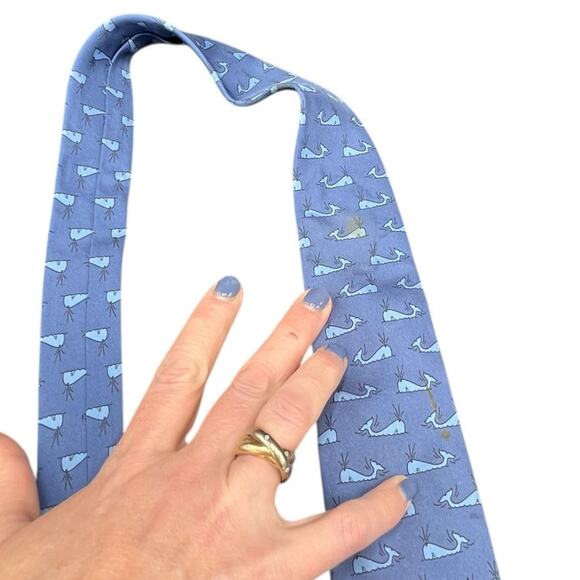 Hermes Royal Blue & Off-White Whale Ocean Print Silk Necktie 7294 EA - Picture 3 of 7